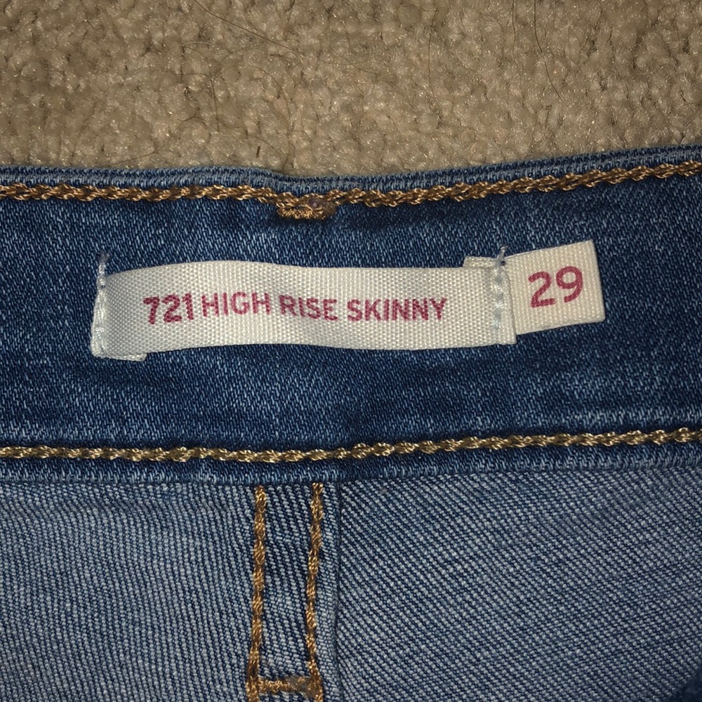 Levi’s Women’s Size 29 High-Rise Skinny Jean - Picture 3 of 5